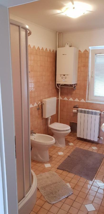 Apartman Ruza 2 Opric Exterior photo